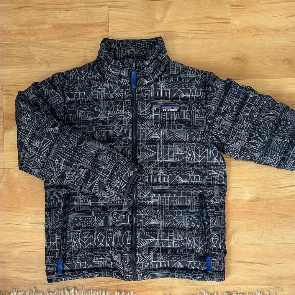 Patagonia Kids' Geometric Black Jacket